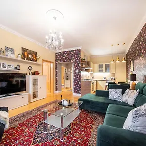 https://apartment-la-fleur.karlovyvary-hotels.com