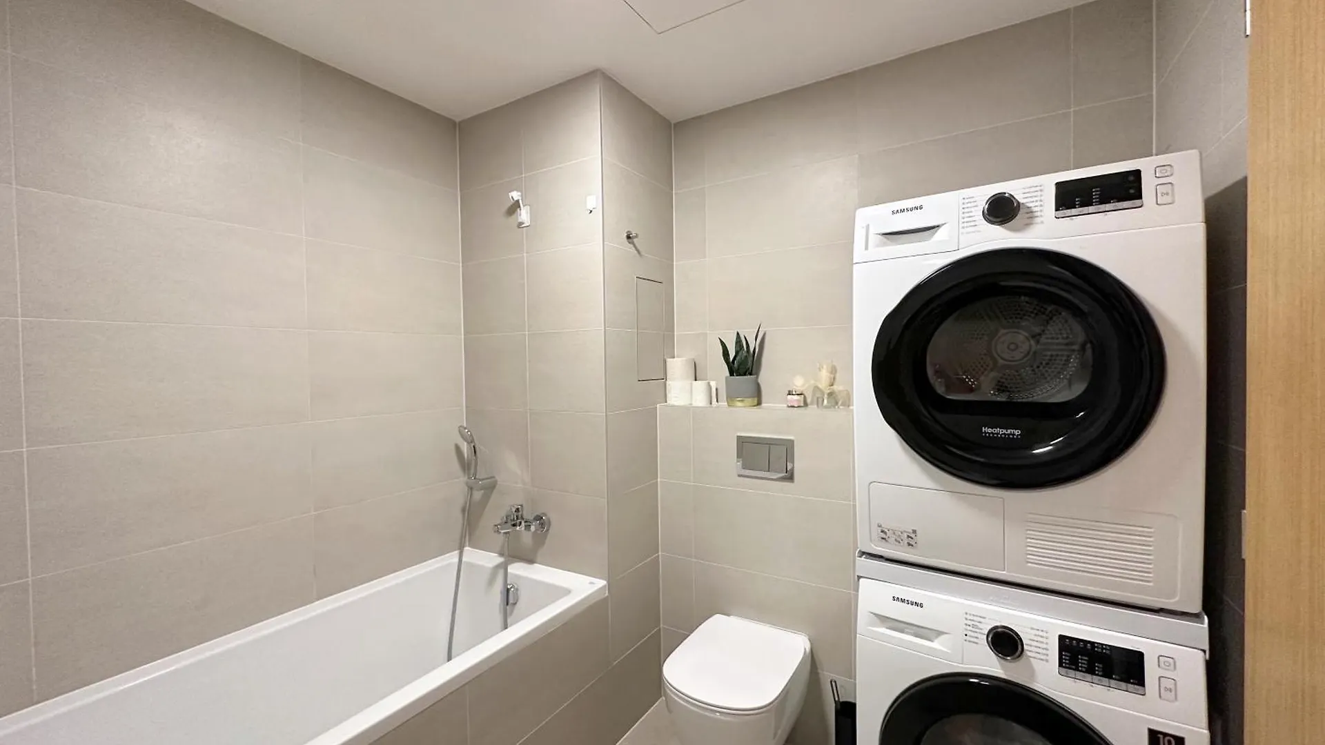 Apartment With Free Parking In Praha
