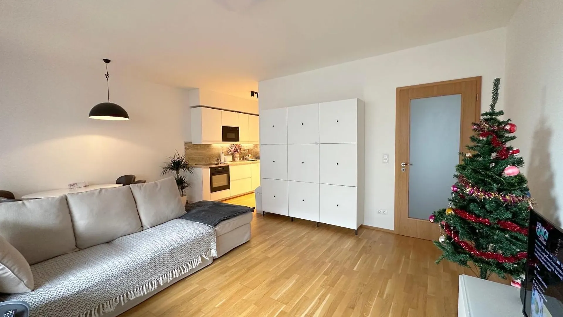 Apartment With Free Parking In Praha